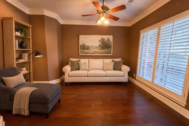 Photo 26 of 29 of 619 Edgewood Ln, Red Oak, TX