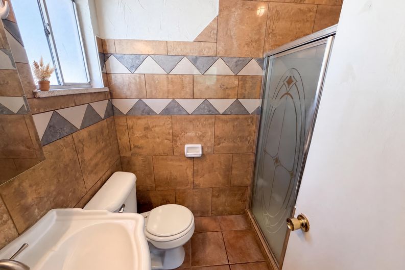 Photo 20 of 63 of 7811 W 62nd Ave, Arvada, CO