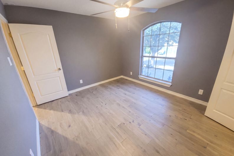 Photo 4 of 18 of 4517 Vanessita Ct, Laredo, TX