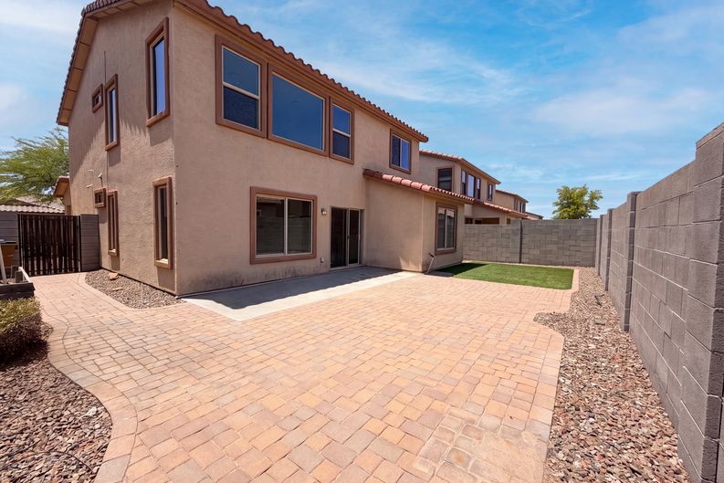 Photo 5 of 16 of 2232 E Cochise Ave, Apache Junction, AZ