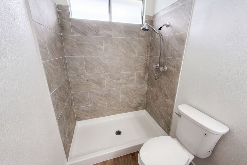 Photo 13 of 22 of 6300 Seyferth Way, Sacramento, CA