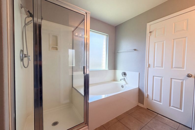 Photo 15 of 22 of 2535 Fayette Dr, New Braunfels, TX