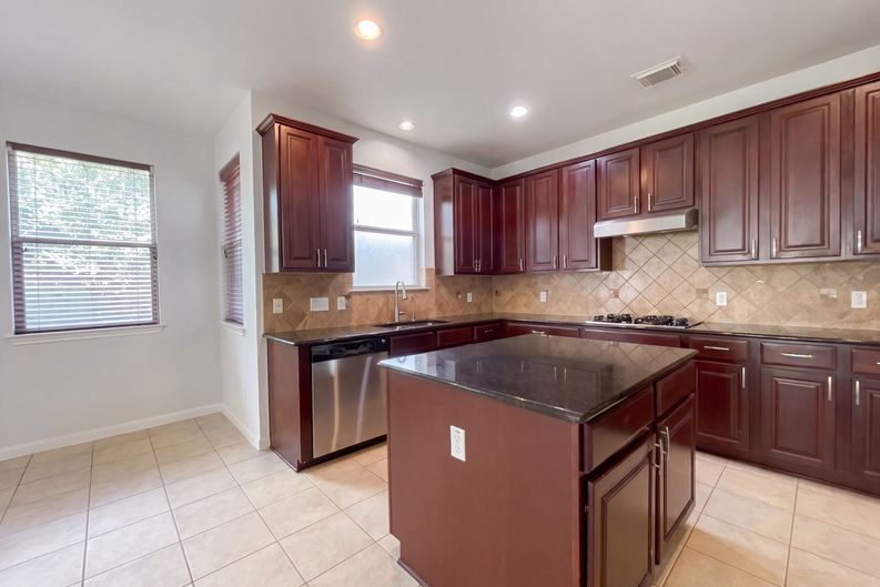 Photo 47 of 68 of 1014 Bretton Woods Dr, Cedar Park, TX