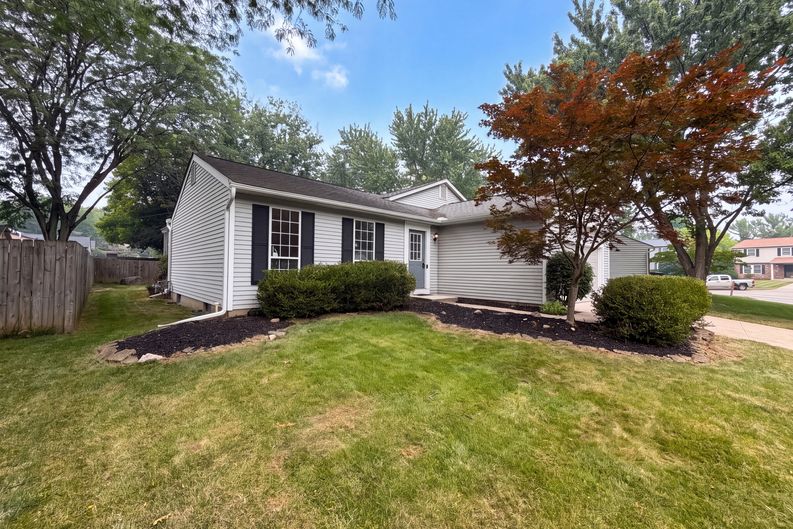 Photo 26 of 31 of 3920 Cedric Ln, Dublin, OH