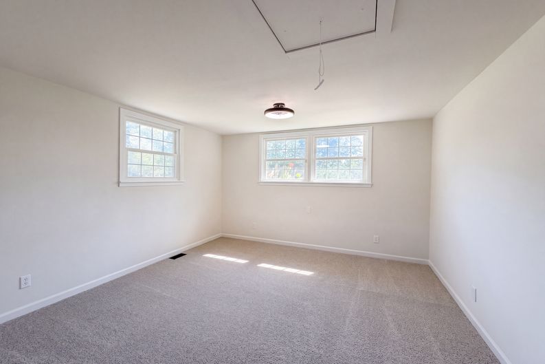 Photo 4 of 16 of 1214 Kirkwood Ave, Murfreesboro, TN