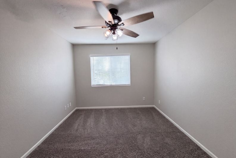 Photo 26 of 35 of 2571 Cantara Ct, Sacramento, CA