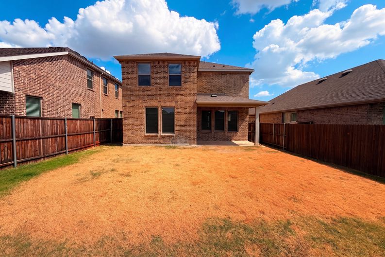 Photo 5 of 22 of 1448 Martingale Ln, Forney, TX