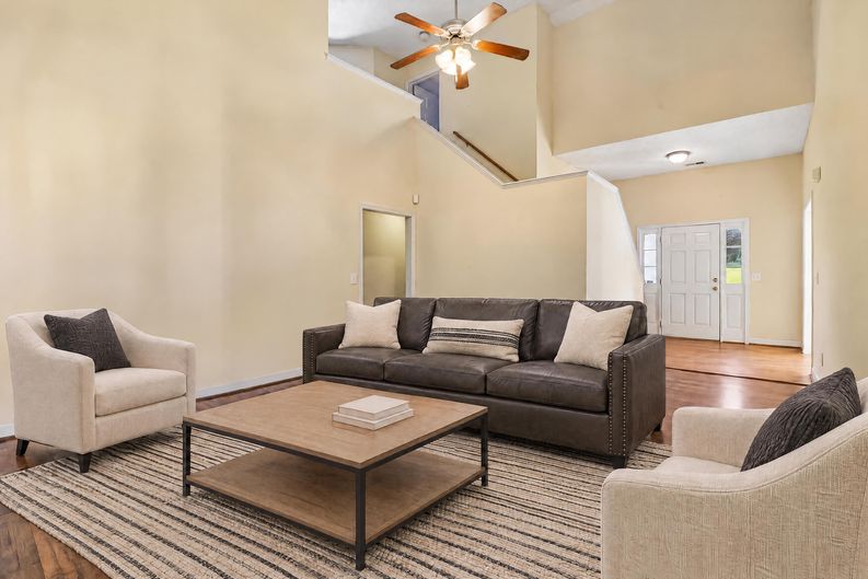 Photo 16 of 44 of 168 Hollow Tree Ct, Lugoff, SC