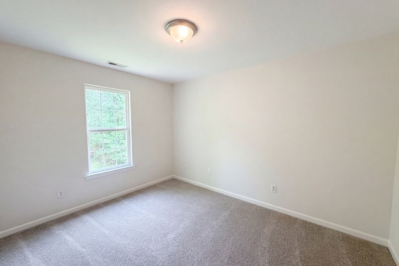 Photo 13 of 16 of 3705 Chancellorsville Ct, Raleigh, NC