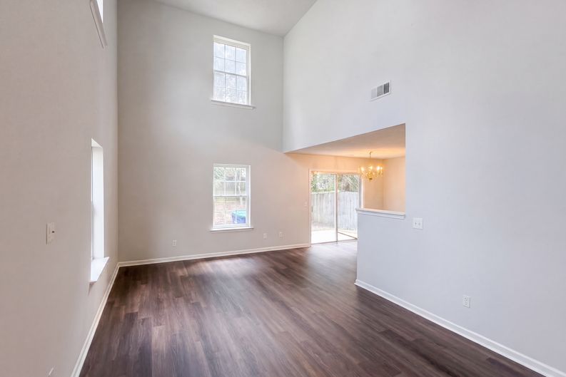 Photo 3 of 20 of 3426 Sable Chase Ln, Atlanta, GA