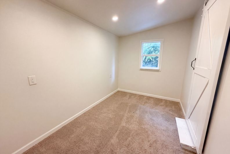 Photo 12 of 16 of 24825 George Rd, Land O Lakes, FL