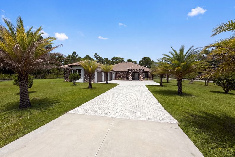 Photo 35 of 37 of 20797 Racine St, Orlando, FL