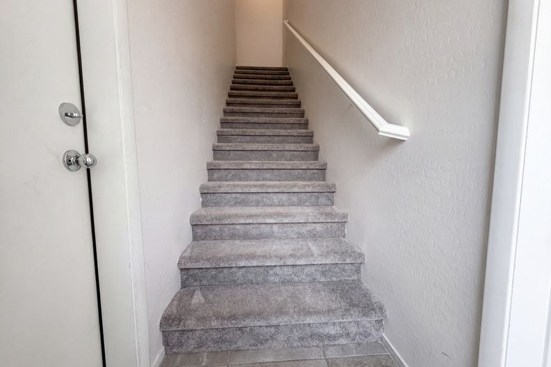 Photo 7 of 19 of 8457 Insignia Ave, Las Vegas, NV
