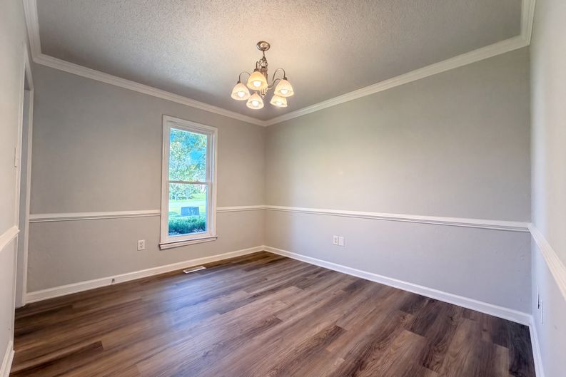 Photo 6 of 20 of 106 Deblyn Ct, Pine Level, NC