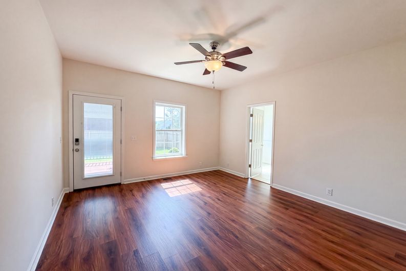 Photo 11 of 24 of 1727 Joben Dr, Murfreesboro, TN