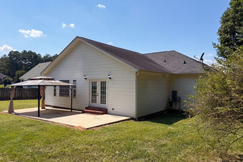 Photo 4 of 41 of 133 Polaris Dr, Wingate, NC