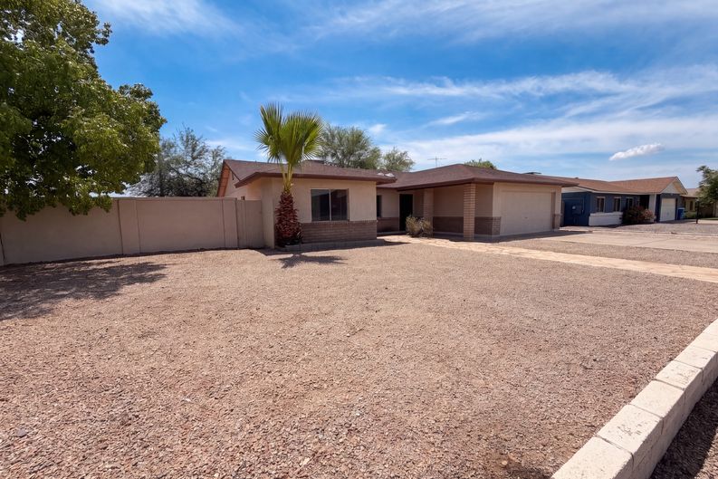 Photo 26 of 32 of 10701 W Campbell Ave, Phoenix, AZ