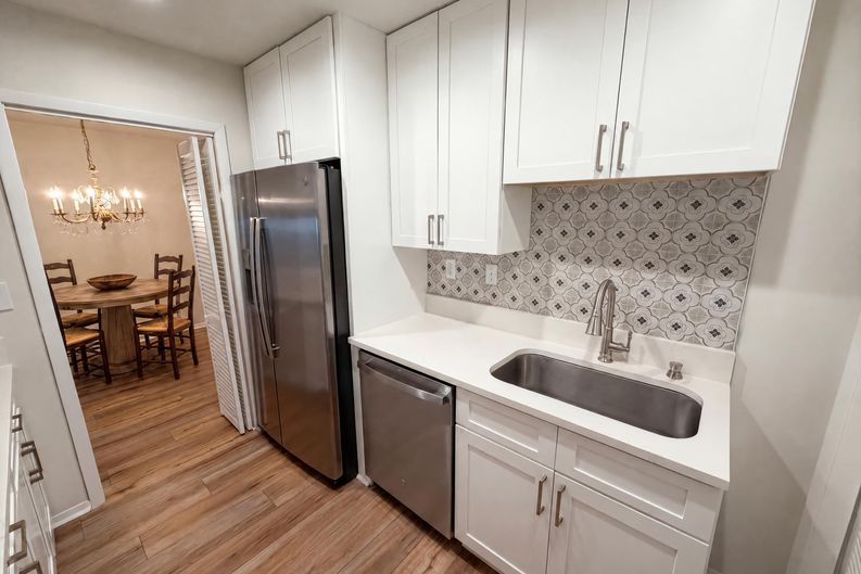 Photo 16 of 24 of 1013 Dunbar Dr, Atlanta, GA