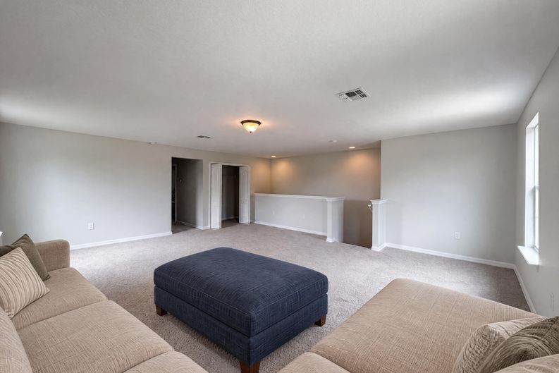 Photo 13 of 22 of 4876 Grassy Knoll Dr, Tavares, FL