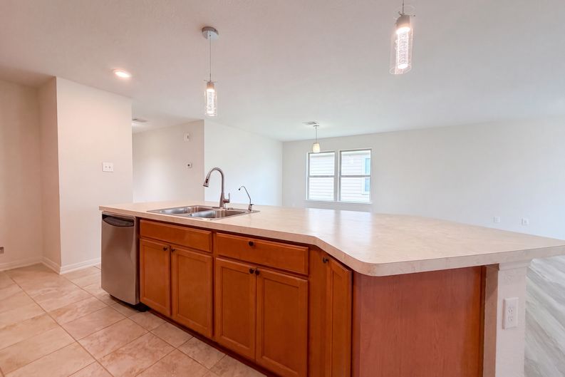 Photo 7 of 16 of 4814 Westfield Pines Dr, Katy, TX
