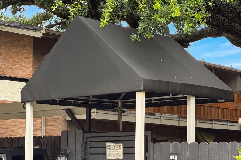 Photo 16 of 17 of 3938 W Alabama St, Houston, TX