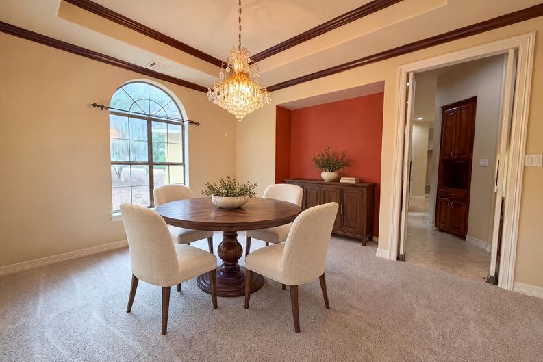Photo 9 of 26 of 20646 Wahl Ln, San Antonio, TX