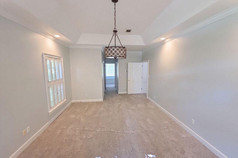Photo 8 of 21 of 2109 Cumberland Ln, Albany, GA
