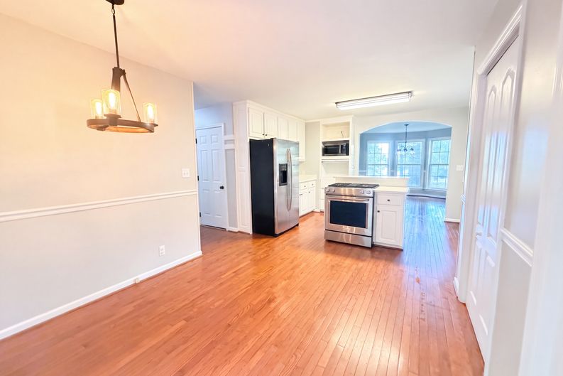 Photo 16 of 24 of 608 Beechtree Ct, Burns, TN