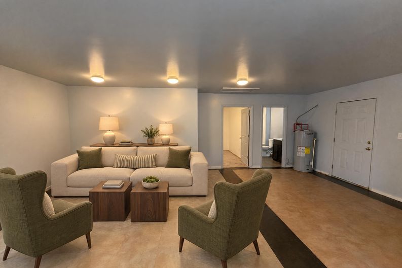 Photo 18 of 25 of 4614 Hickory Grove Rd, Mount Holly, NC