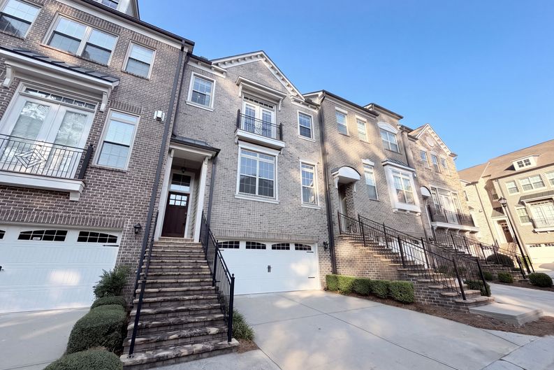 Photo 39 of 44 of 2256 Royal Vineyard Ln SE, Smyrna, GA