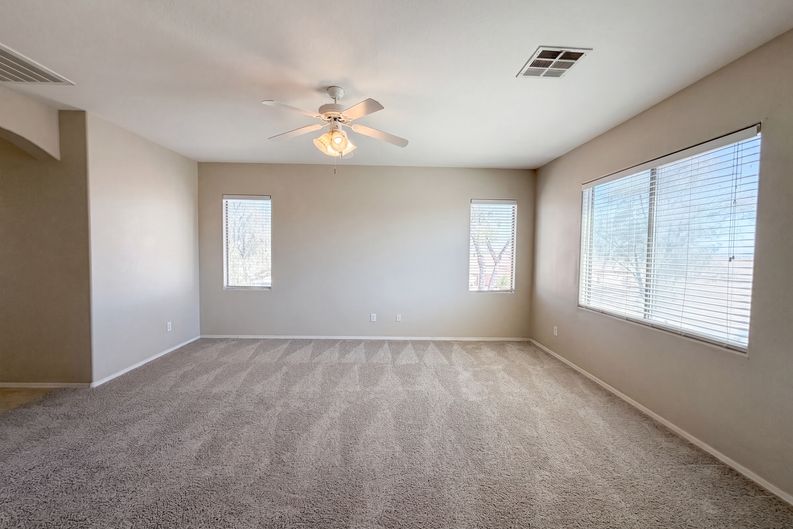 Photo 9 of 25 of 17104 N Oliveto Ave, Maricopa, AZ