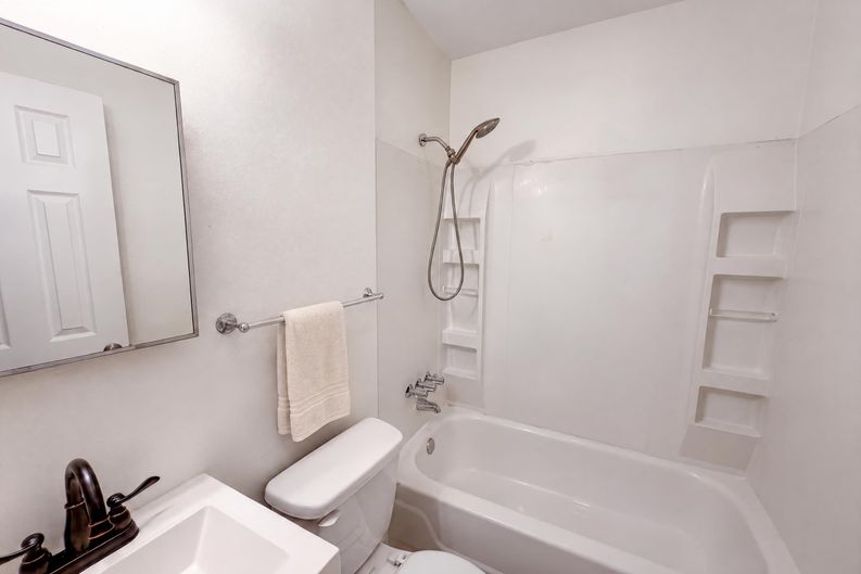 Photo 12 of 16 of 7040 Longstreet Dr, Raleigh, NC