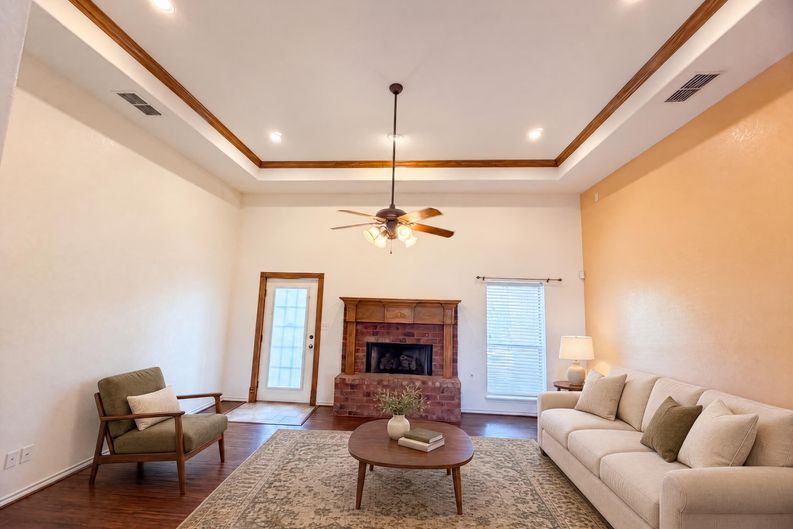 Photo 3 of 53 of 14925 Beal Dr, Corpus Christi, TX