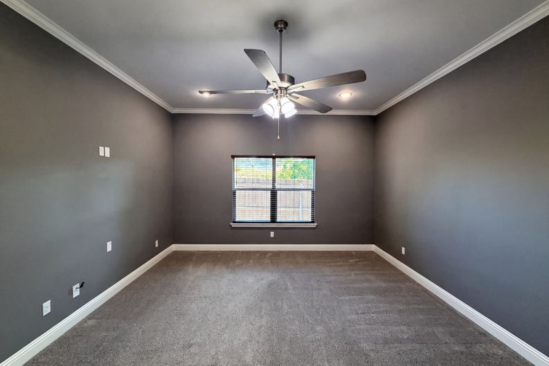 Photo 19 of 24 of 8912 Holt St, Lakeside, TX