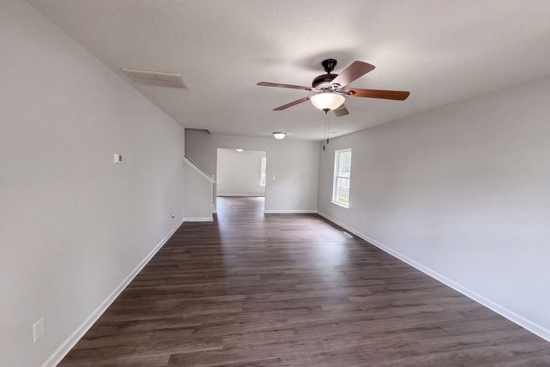 Photo 3 of 23 of 145 Katrina Ct, Lexington, SC