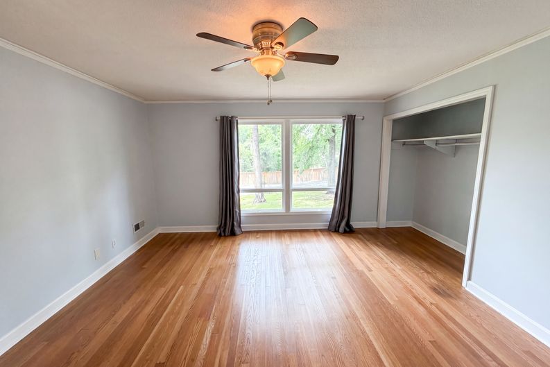 Photo 7 of 23 of 6456 Yorkshire Dr, Columbia, SC