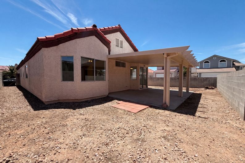 Photo 16 of 18 of 6212 Warm River Rd, Las Vegas, NV