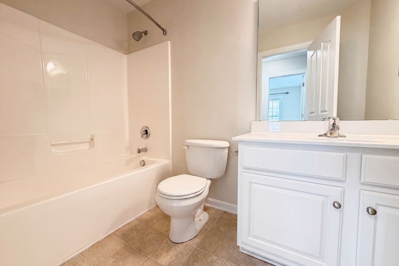 Photo 13 of 22 of 12312 Chesley Dr, Charlotte, NC