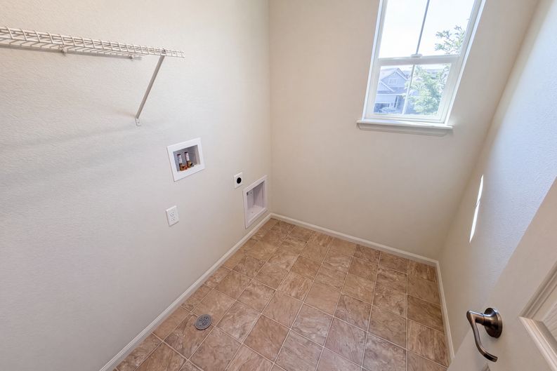 Photo 32 of 42 of 4219 Dunsinane Way, Castle Rock, CO