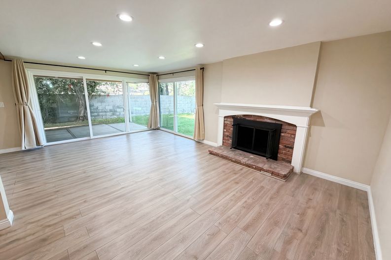 Photo 3 of 42 of 1640 Aspen Grove Ln, Diamond Bar, CA