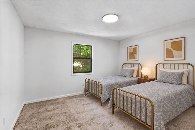 Photo 13 of 28 of 1907 Kemp Rd, Marietta, GA
