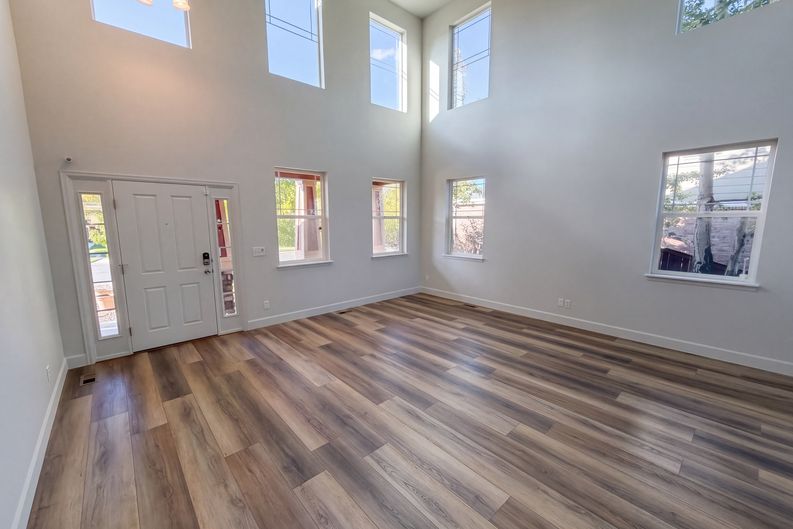 Photo 3 of 54 of 5406 S Fultondale Way, Aurora, CO