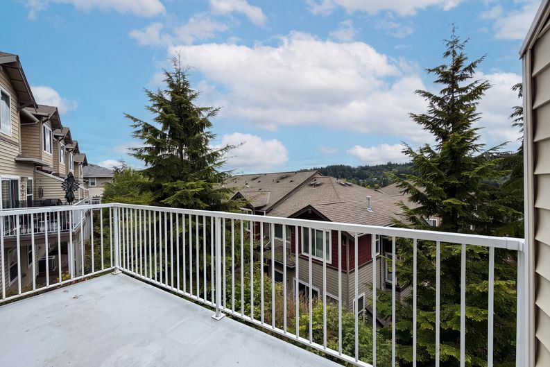 Photo 23 of 26 of 15485 SW Sparrow Loop, Beaverton, OR