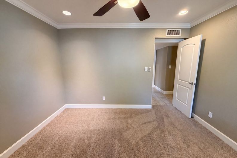 Photo 19 of 33 of 2244 E Nicolet Ave, Phoenix, AZ