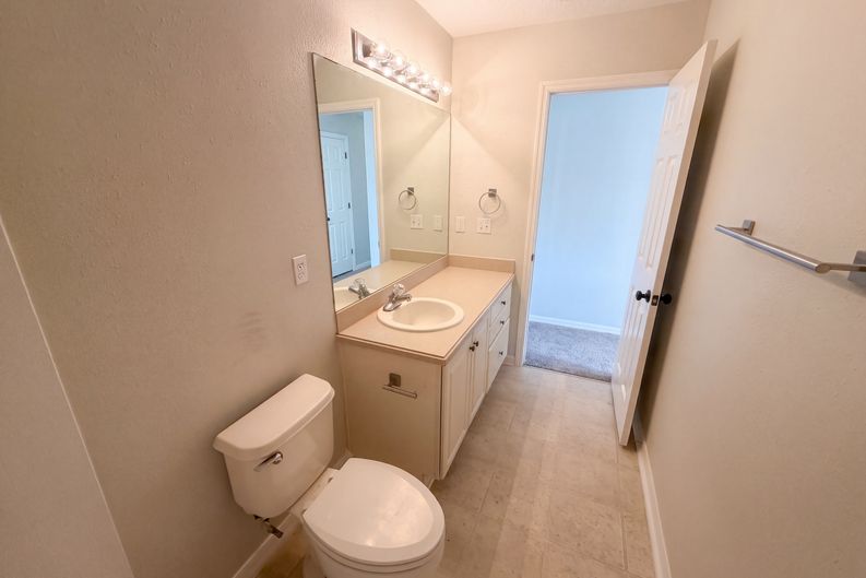 Photo 21 of 40 of 17534 Balmaha Dr, Land O Lakes, FL