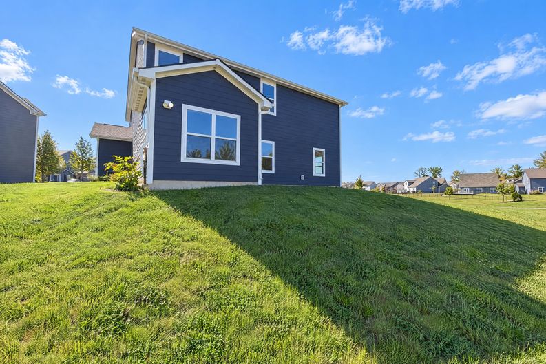 Photo 33 of 35 of 9831 Mystic Sun Ct, Fishers, IN