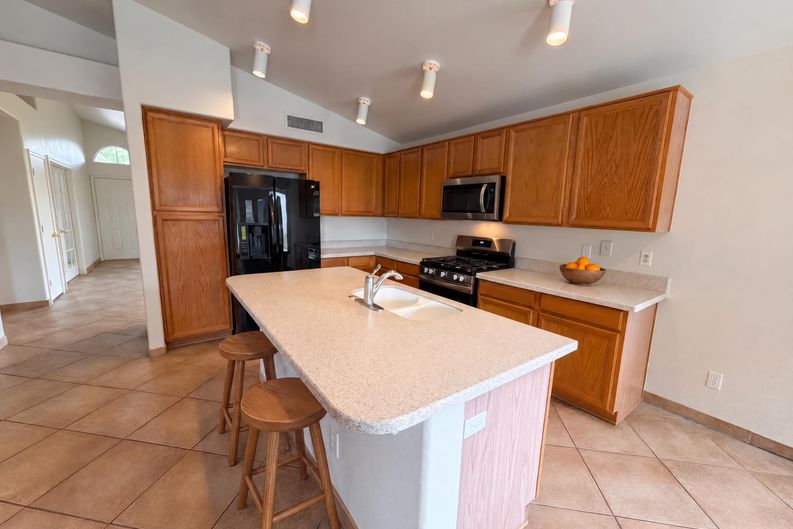 Photo 9 of 40 of 1851 E Aspen Way, Gilbert, AZ