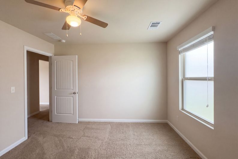 Photo 17 of 39 of 8496 Glenview St, Douglasville, GA