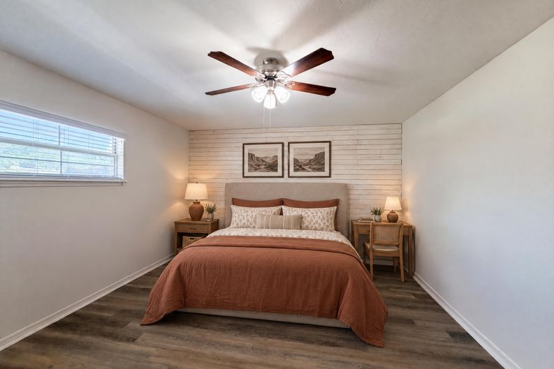 Photo 11 of 34 of 2805 105th St E, Palmetto, FL
