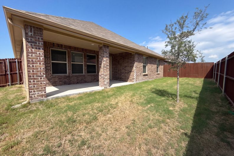 Photo 5 of 14 of 204 Deception Pass Ln, Caddo Mills, TX